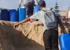 عاجل من المحمدية.. البحر يلفظ زورقين بمحركات و14 برميلاً من الوقود.. واختفاء ركابهما يثير تساؤلات مقلقة