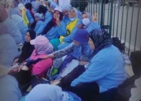 تدخل أمني يثير الجدل خلال وقفة احتجاجية لعمال “سيكوم-سيكوميك”.. ولجنة وطنية تحمل السلطات المسؤولية